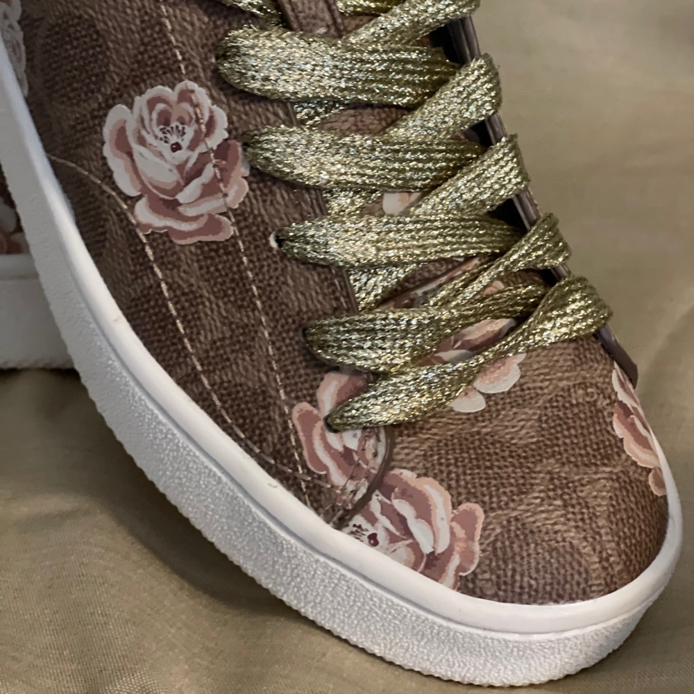 Coach Sneaker/Tennis Shoe